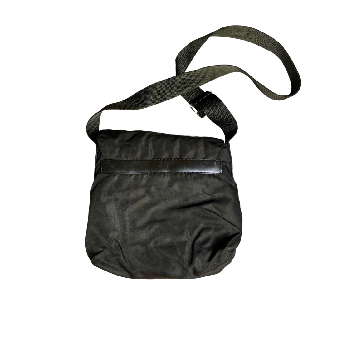 Prada Messenger Bag (22 x 26 cm)