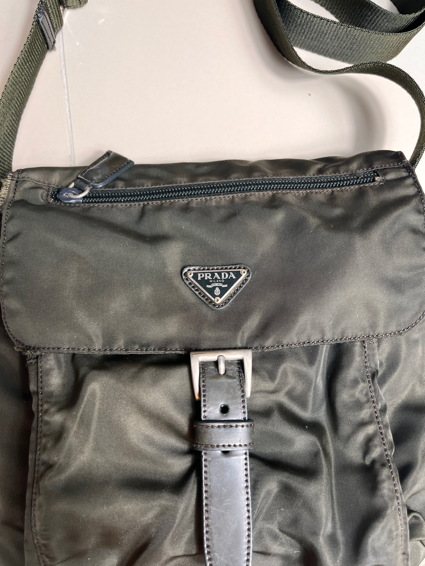 Prada Messenger Bag (22 x 26 cm)
