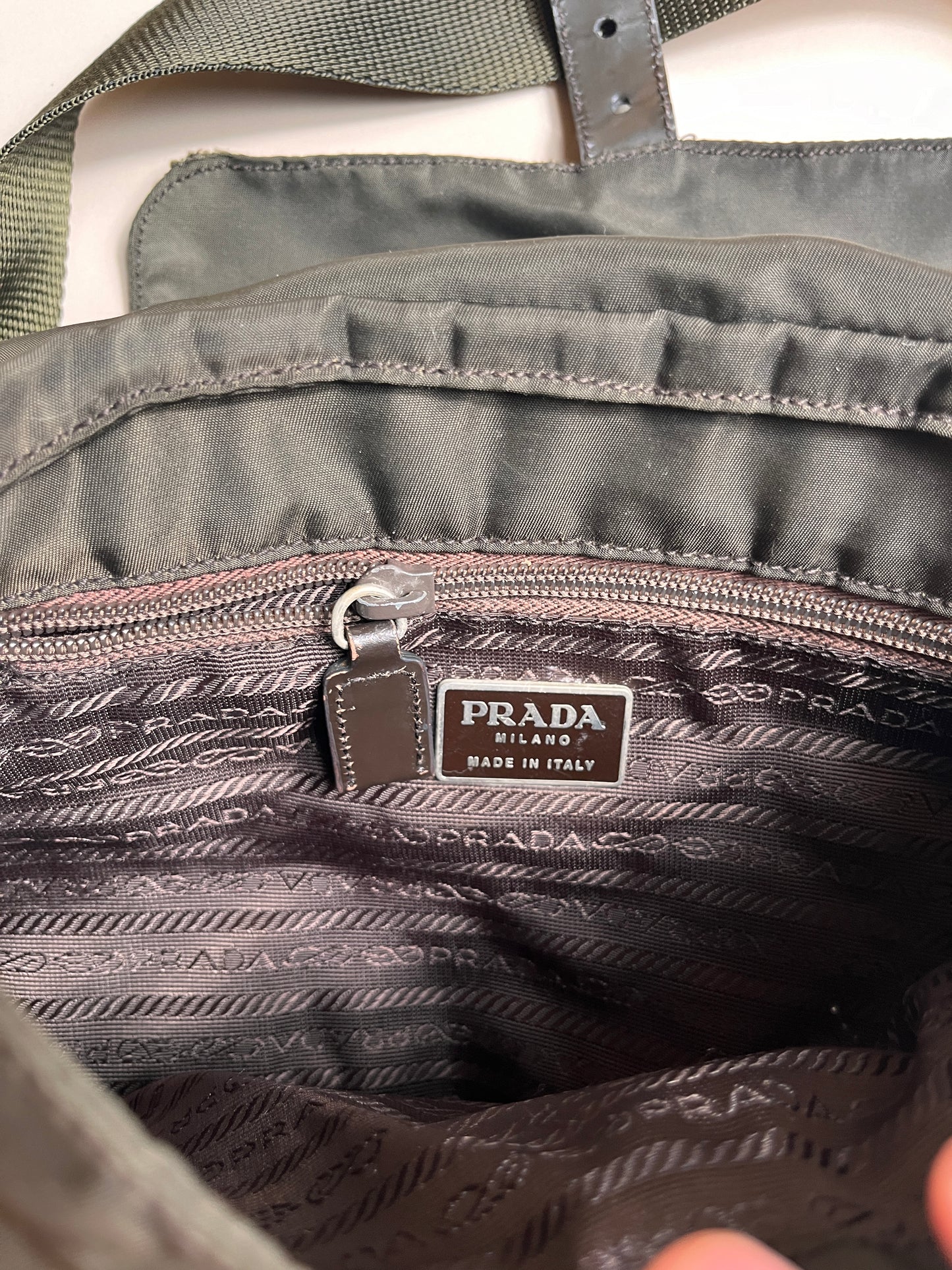 Prada Messenger Bag (22 x 26 cm)